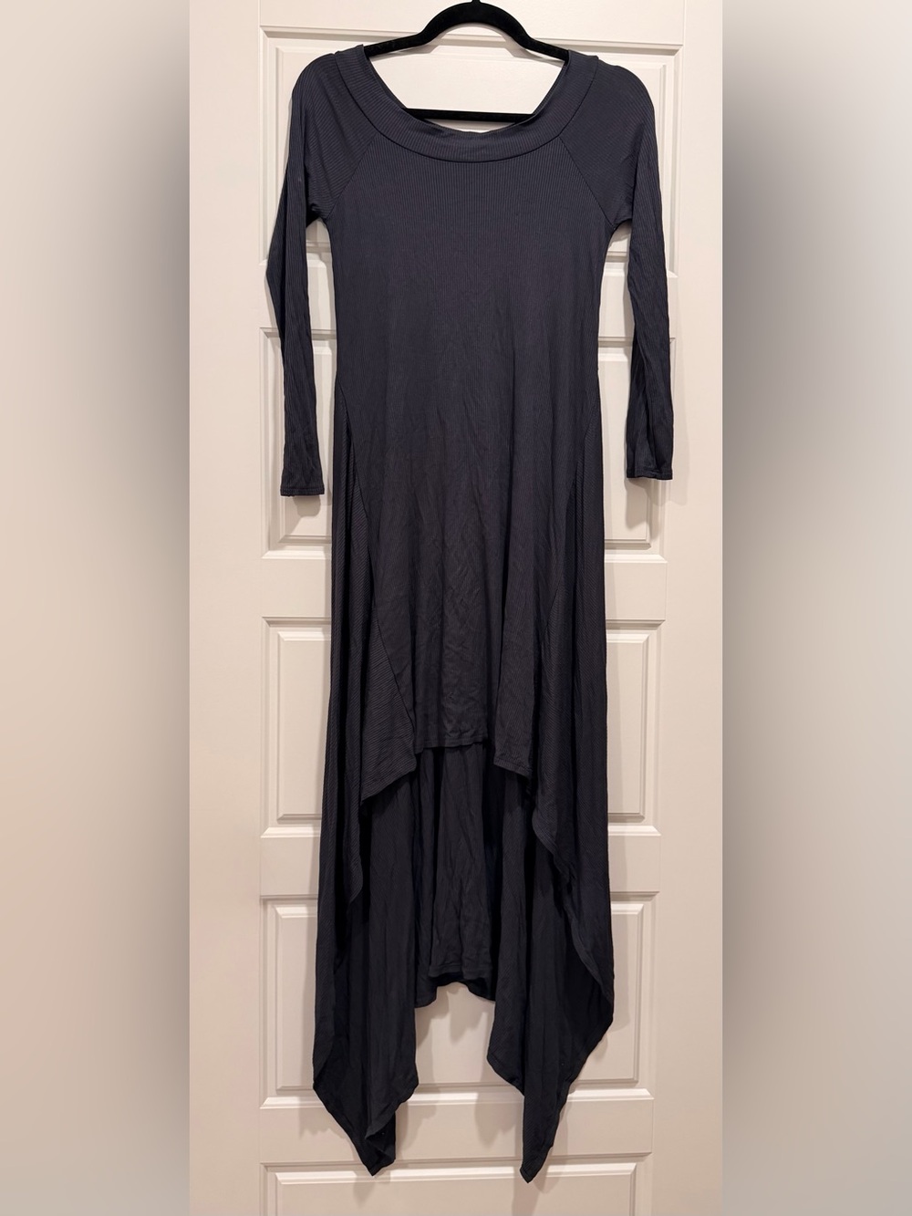 Asymmetrical Hem Long-Sleeve Dress in Charcoal
